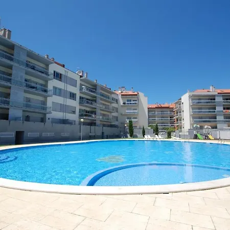 Appartamento Parasol - With Pool, Wi-fi, Near São Martinho do Porto
